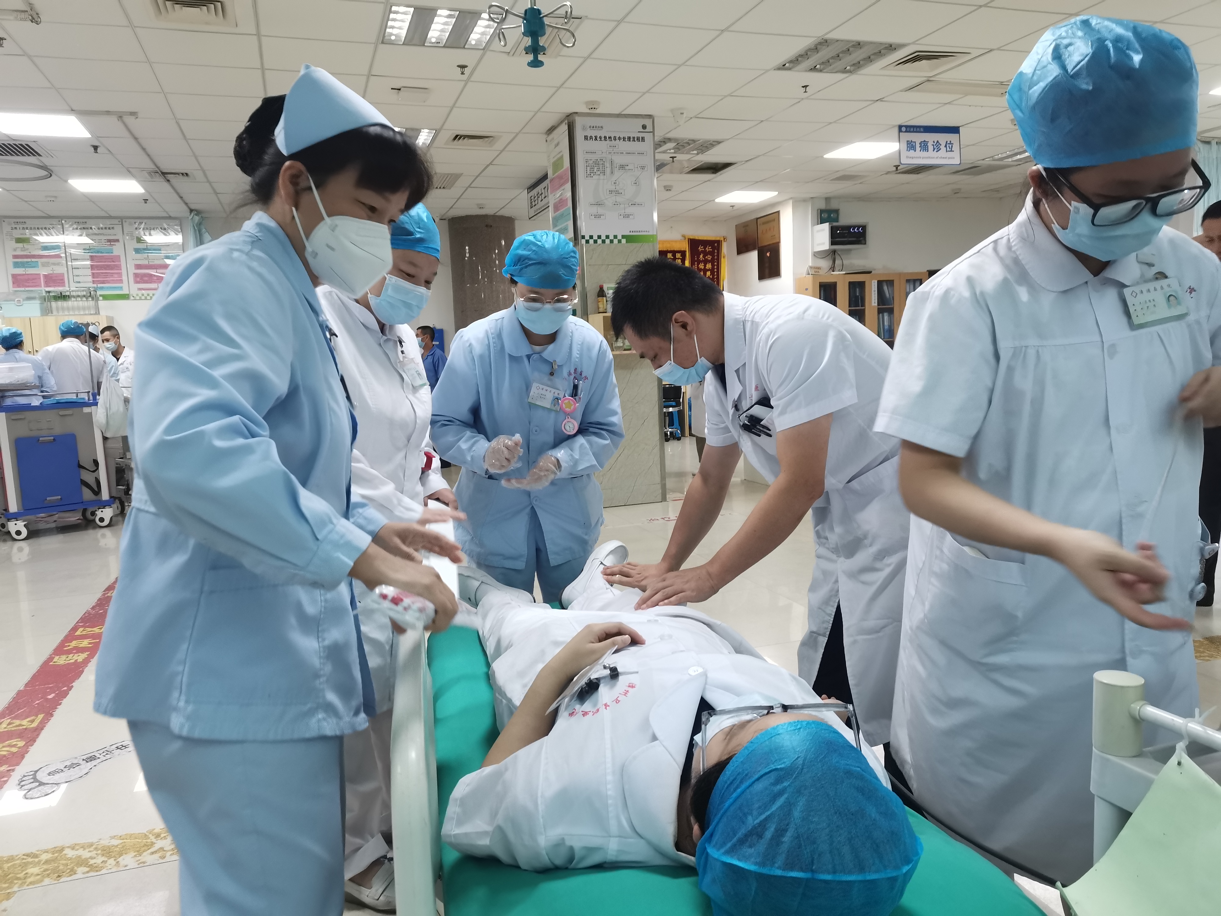 漳浦县医院开展大批车祸伤员院内救治演练 - 基层卫生 - 福建卫生健康新闻网