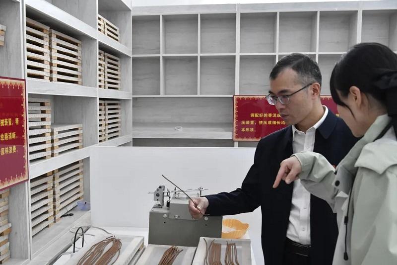 昌都市领导调研福建援建的昌都市妇幼保健院